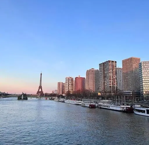 Tour Eiffel Duplex